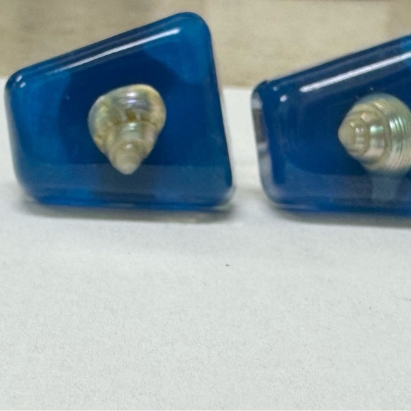 Blue Shell Earrings - Picture 5 of 5